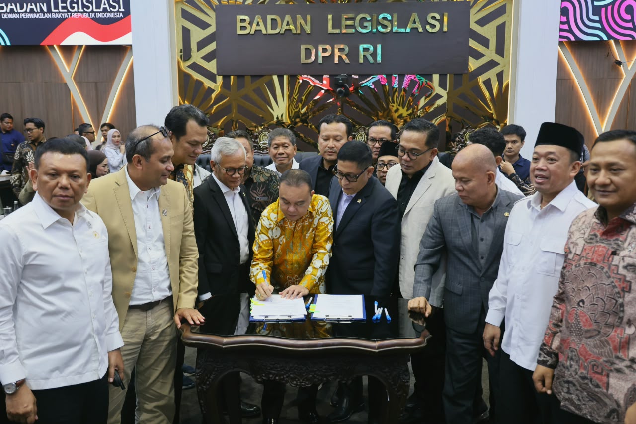 Pembahasan-Tingkat-I-RUU-Pengaturan-Reforma-Agrari