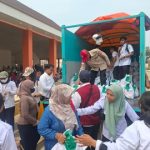 Penyaluran paket sembako Kemensos bagi keluarga prasejahtera di Sulawesi Selatan