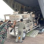 Pesawat melakukan operasi modifikasi cuaca di atas wilayah Sumatera Selatan