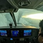 Pesawat water bombing untuk pemadaman karhutla