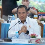 Petugas kepolisian dalam penanganan kebakaran hutan dan lahan