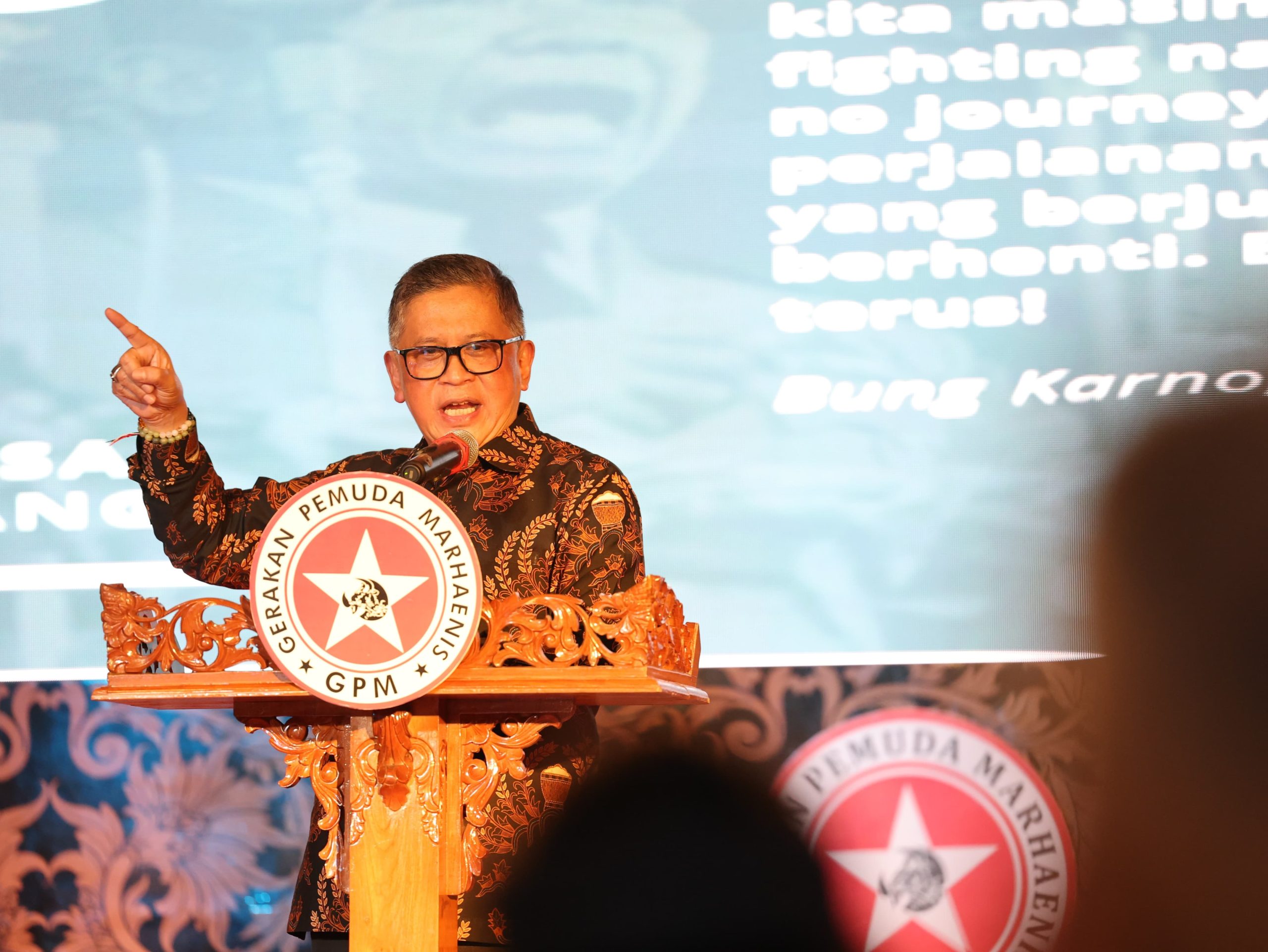 Hasto Kristiyanto menyampaikan pidato dalam Kongres X Gerakan Pemuda Marhaenis di Jakarta