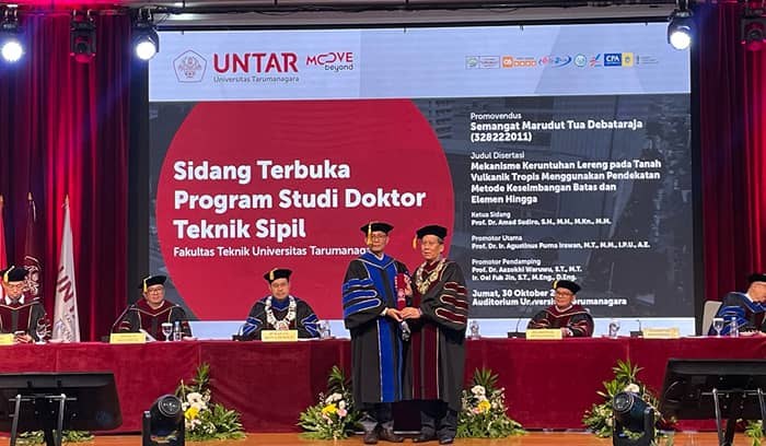 Sidang terbuka Program Studi Doktor Ilmu Teknik Sipil Universitas Tarumanagara di Jakarta