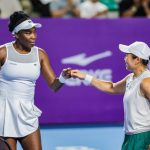 Janice Tjen bersama Venus Williams di Guangzhou Open 2026