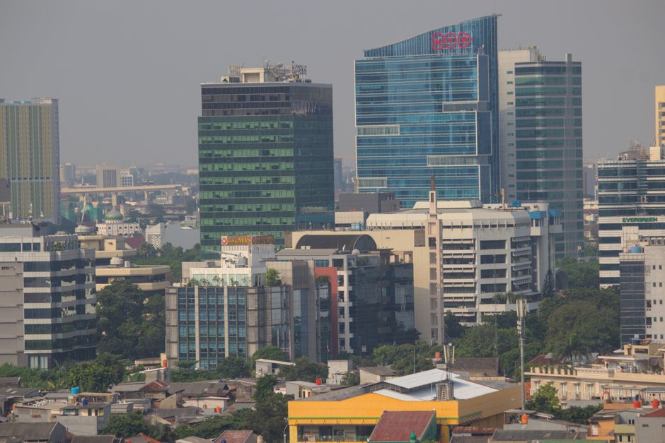 Mengapa Jakarta Terasa Panas tapi Bogor Masih Hujan di Bulan Oktober?