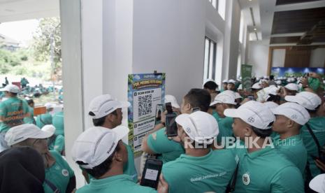 Bayer Luncurkan FARMRISE, Platform Digital Dampingi Petani dari Tanam hingga Panen