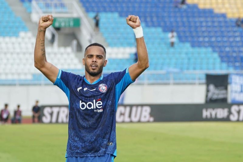 Arema FC Libas Dewa United 4-0, Akhiri Tren Lima Laga Tanpa Kemenangan