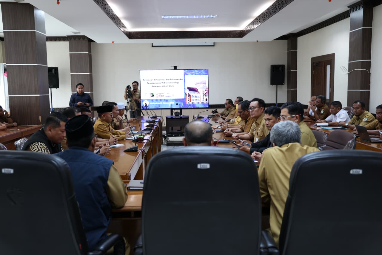 Rapat monitoring tim Satgas PRR di kantor Bupati Aceh Utara
