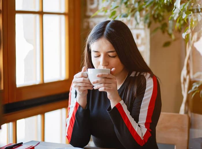 Dampak Konsumsi Kopi Terhadap Kesehatan Tulang Wanita Pascamenopause