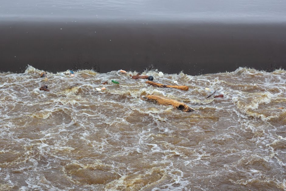 Sungai Cileungsi Menghitam dan Berbau, Pakar IPB Jelaskan Penyebabnya
