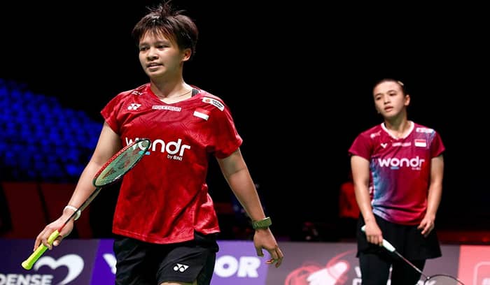 Pasangan ganda putri Indonesia Febriana Dwipuji Kusuma dan Meilysa Trias Puspitasari bertanding bulu tangkis