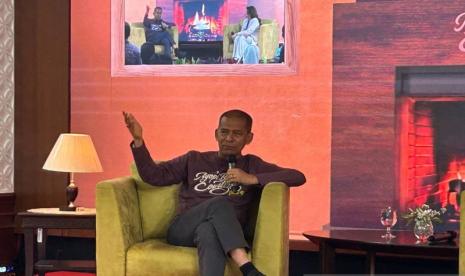 Wakil Ketua Mahkamah Konstitusi Saldi Isra menyampaikan pandangan tentang kecerdasan buatan
