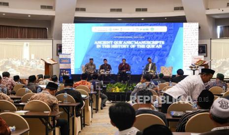 160 Profesor dan Doktor Bahas Manuskrip Alquran Awal Islam di Seminar Jakarta