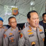Kapolrestabes Bandung saat memberikan keterangan kepada wartawan