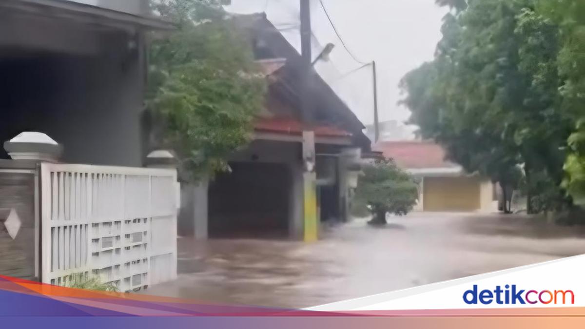 Tanggul Kali Sugu Tamu Jebol, 113 Rumah di Cibinong Tergenang hingga 40 Sentimeter
