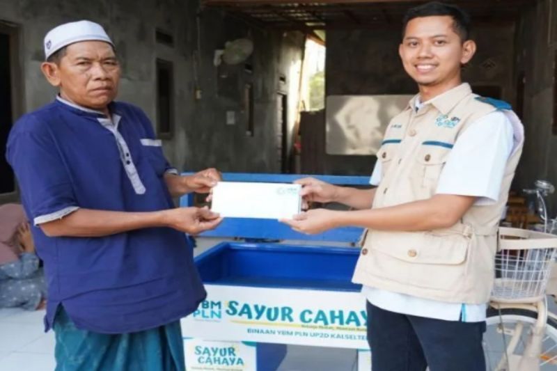 Pedagang sayur di Banjarbaru yang menerima bantuan penguatan usaha keluarga