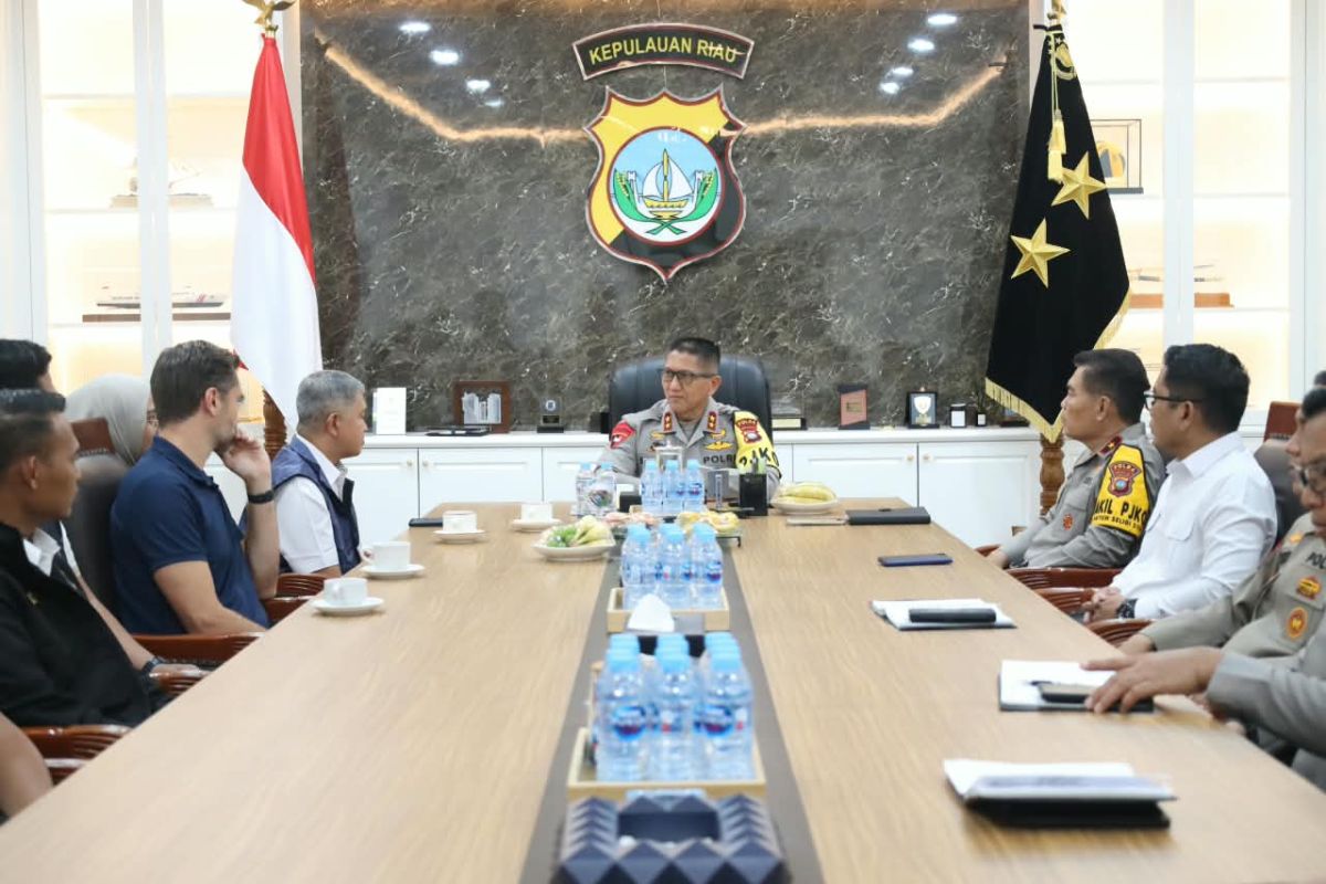 Polda Kepri dan Interpol Perkuat Kerja Sama Cegah Penyelundupan Bahan Kimia