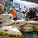Tanggul Kali Sugu Tamu Jebol, 113 Rumah di Cibinong Tergenang hingga 40 Sentimeter