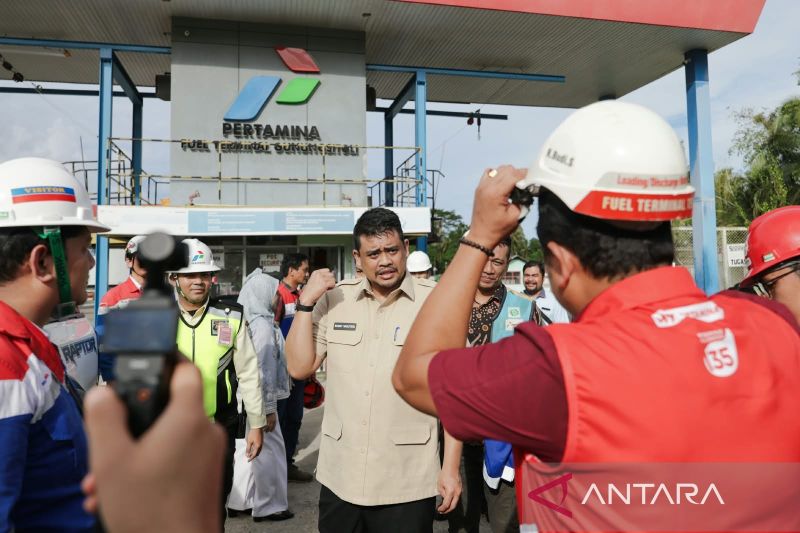 Gubernur Sumatera Utara Bobby Afif Nasution