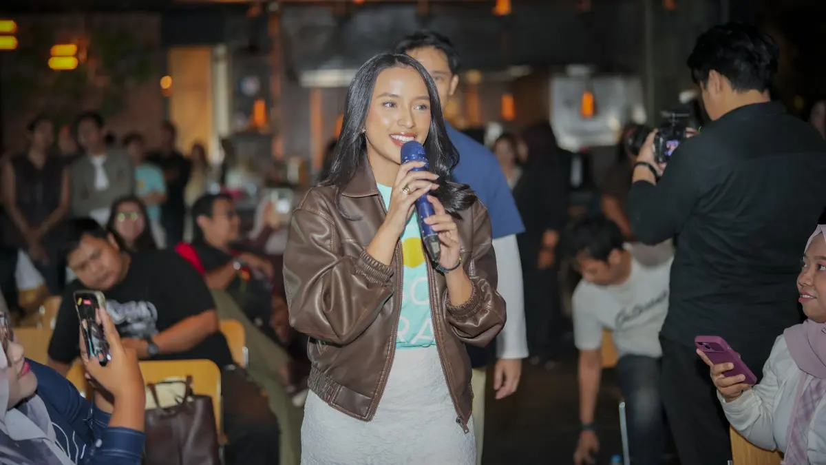 Potret Kaneishia Yusuf, penyanyi lagu Garis Hidup untuk film Filosofi Teras
