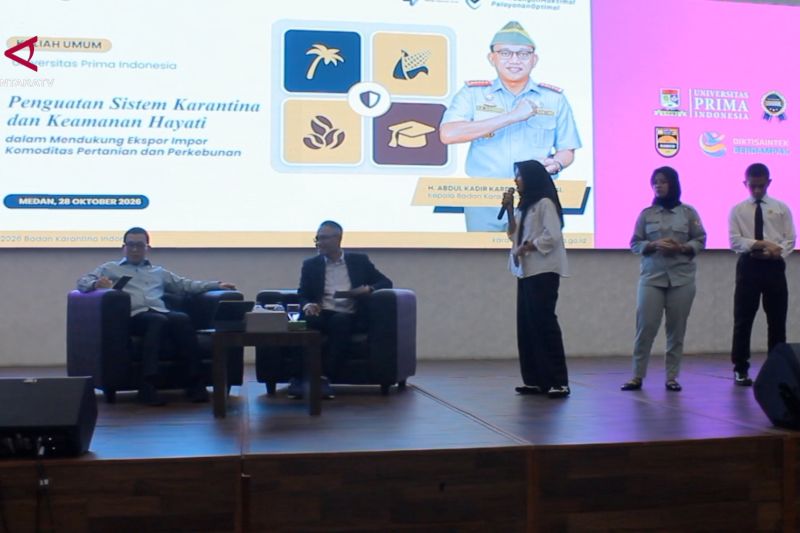 Kepala Badan Karantina Indonesia memberikan kuliah umum kepada mahasiswa