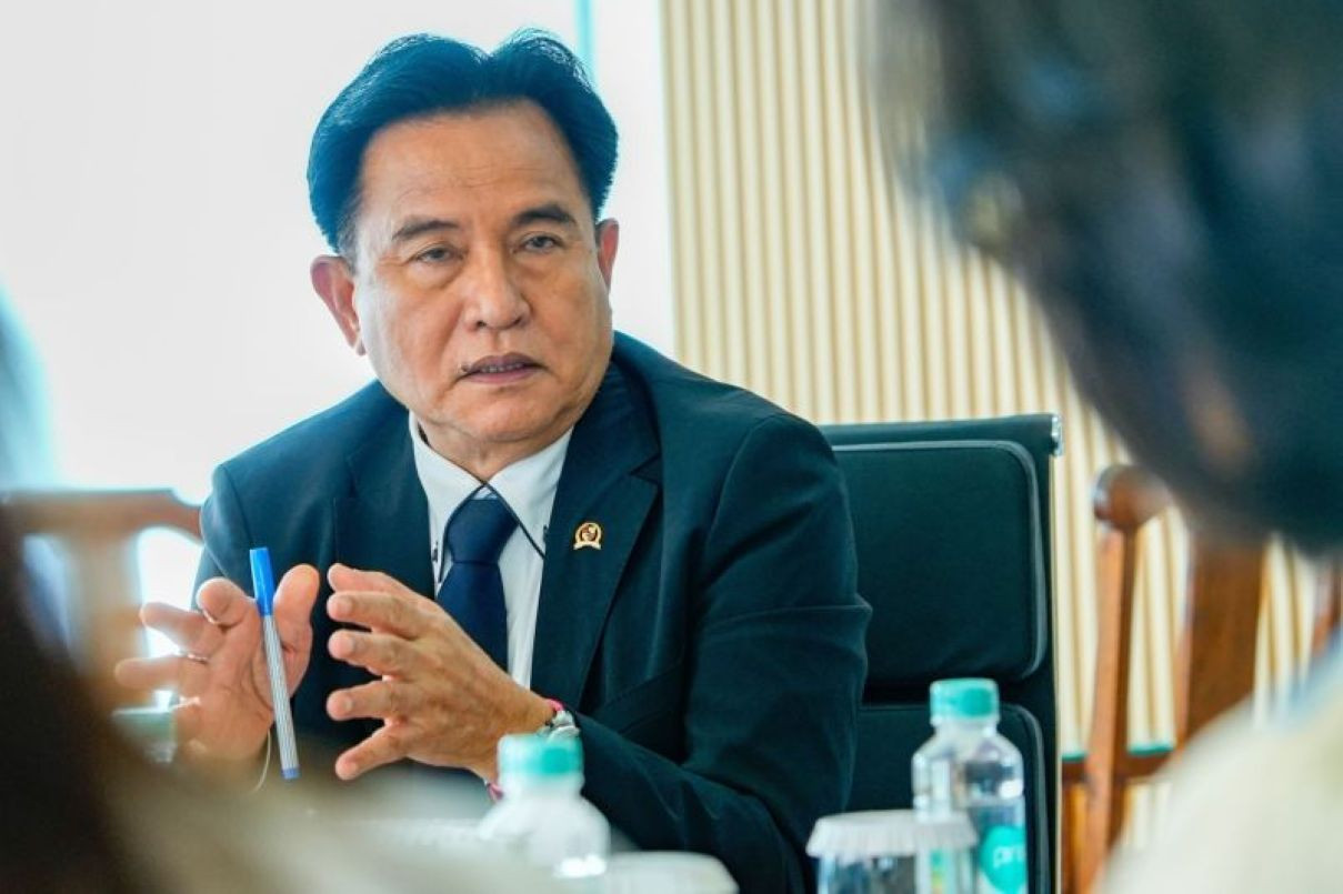 Yusril Merespons Usulan Luhut yang Ingin Mengubah Definisi Korupsi