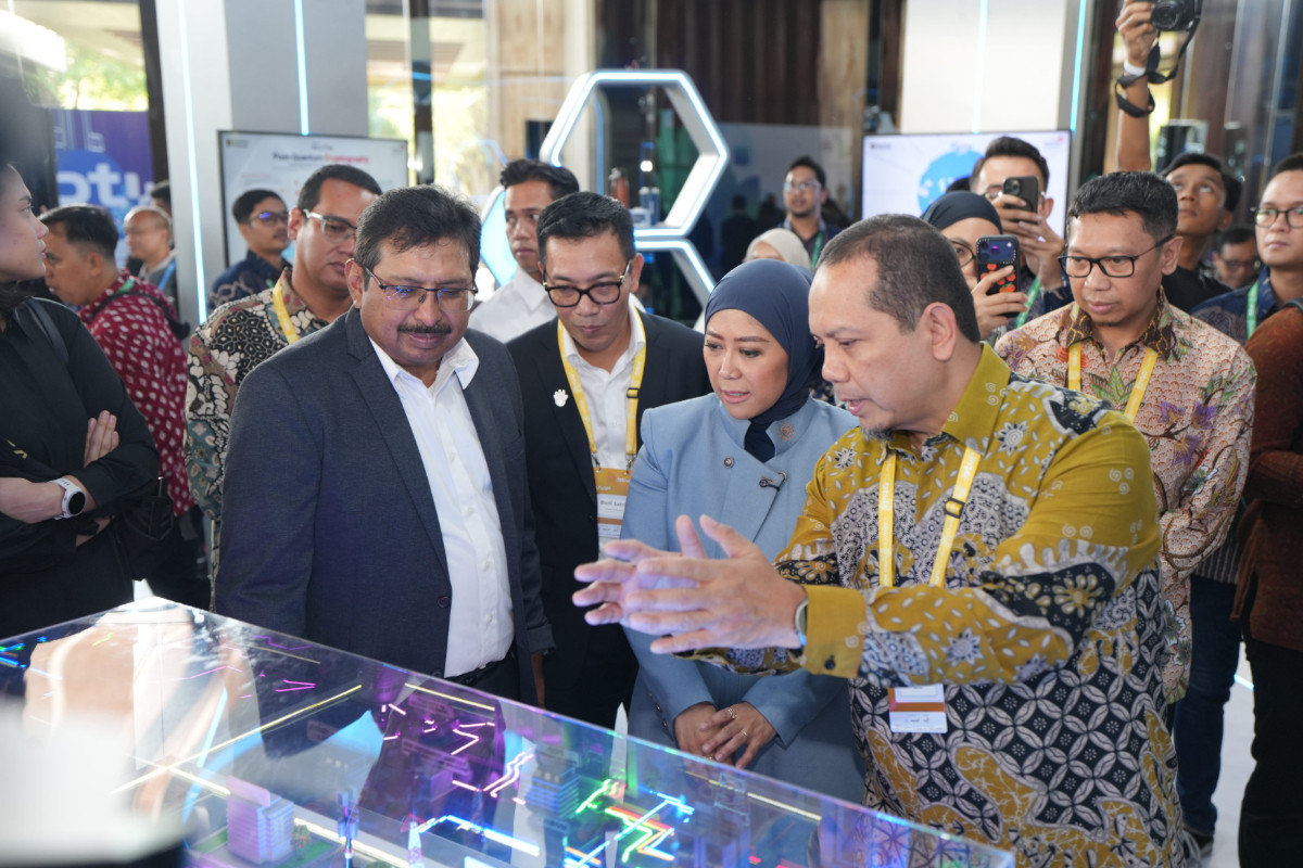 Menkomdigi Tinjau Peran NeutraDC bagi AI Data Center di Bali Tech Week 2026