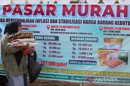 Pemko Banda Aceh dan Bulog Salurkan 2.550 Paket Sembako Murah untuk Kendalikan Inflasi