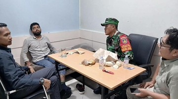 Sembunyikan 1,14 Kg Serbuk Emas di Tubuh, WNA India Ditangkap di Bandara Juanda