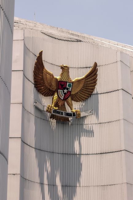 Yusril Usulkan Pencurian Ikan dan Under Invoicing Masuk Kategori Korupsi