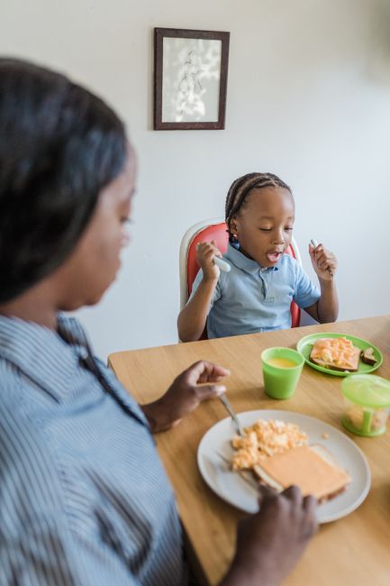 Tips Sarapan Bergizi Sederhana untuk Anak Sekolah