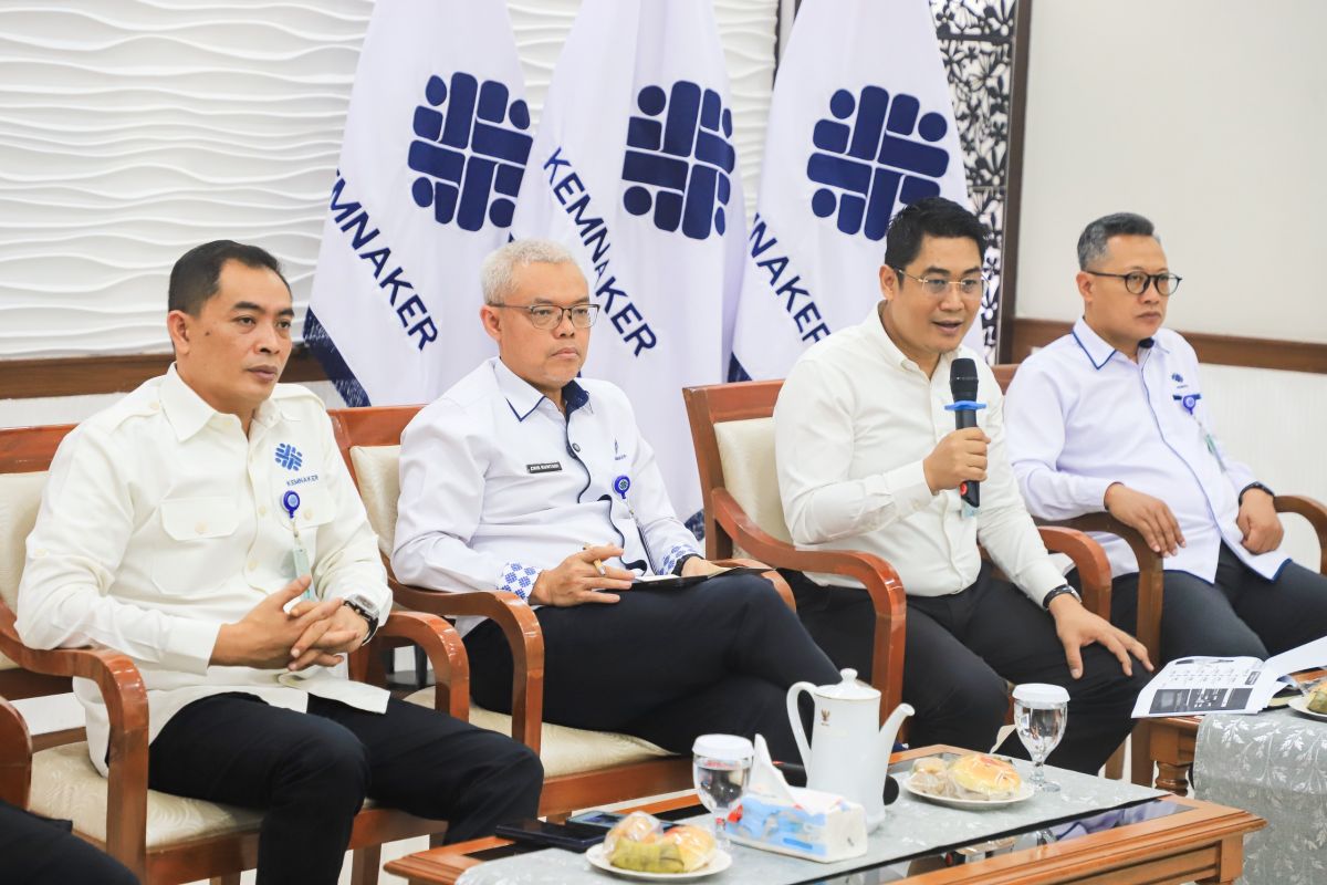 Kemnaker Sosialisasikan Cara Daftar Mitra MagangHub Batch 3 ke Daerah