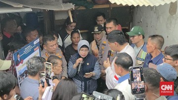 Menteri PKP, Mendagri, dan Kapolda Metro Saksikan Bedah Rumah di Kampung Ambon