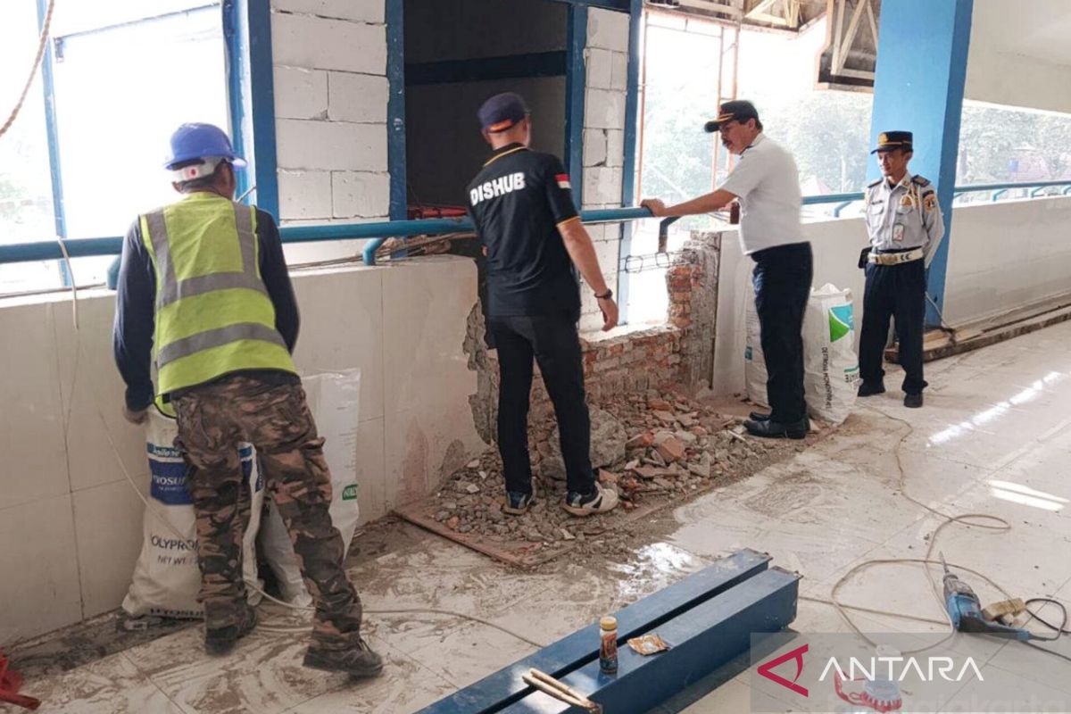 Terminal Kampung Rambutan Bangun Lift Satu Ton untuk Sambut Libur Nataru