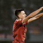 Penyerang Persija Jakarta Alexander Jeremejeff mencetak gol di Super League