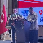 Wakil Menteri Pertahanan Yusuf Jauhari bersama Duta Besar Turkiye Talip Kucukcan pada peringatan Hari Nasional Turkiye di Jakarta