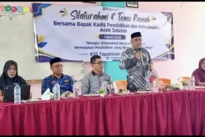 Pertemuan kepala SD dan pengawas pendidikan di Aceh Selatan