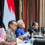 Ketua Dewan Pertimbangan Presiden Pratikno memimpin rapat pleno Wantimpres di Jakarta