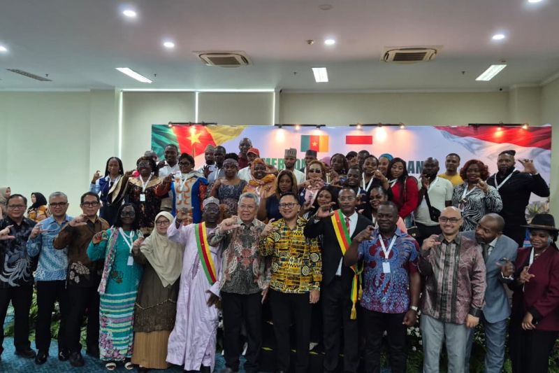 Delegasi Kamerun berkunjung ke universitas di Indonesia