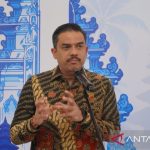 Menteri UMKM Maman Abdurrahman memberi keterangan soal penyaluran KUR