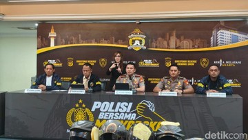 Konferensi pers Polda Metro Jaya tentang kasus penembakan dan pengeroyokan di Jakarta Barat