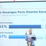 Suasana kegiatan literasi dan pembukaan layanan keuangan bagi masyarakat dalam program inklusi keuangan