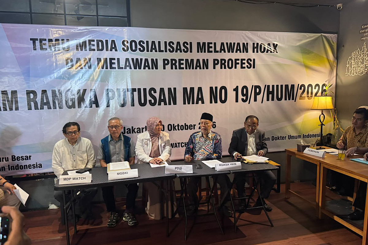 Sejumlah perwakilan organisasi kesehatan menggelar jumpa pers bersama