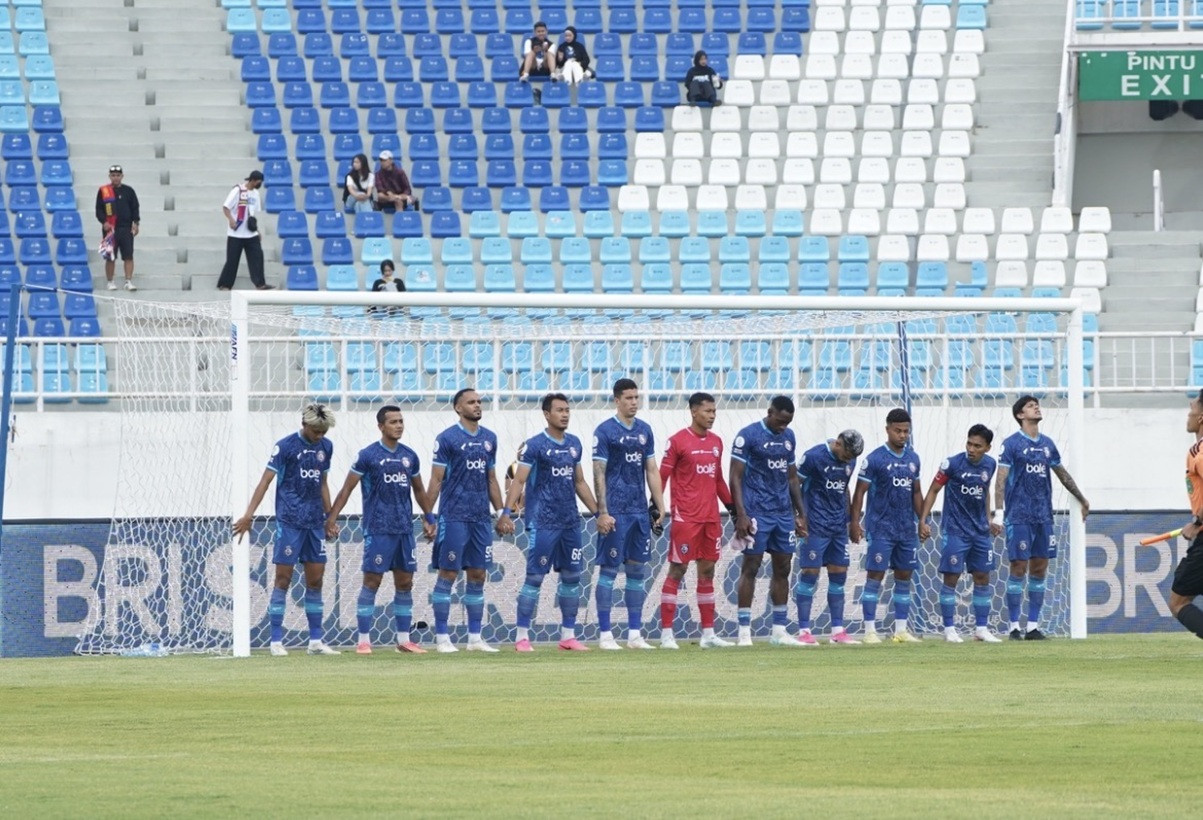 Skuad Arema FC bersiap menghadapi Bali United di Stadion Kanjuruhan