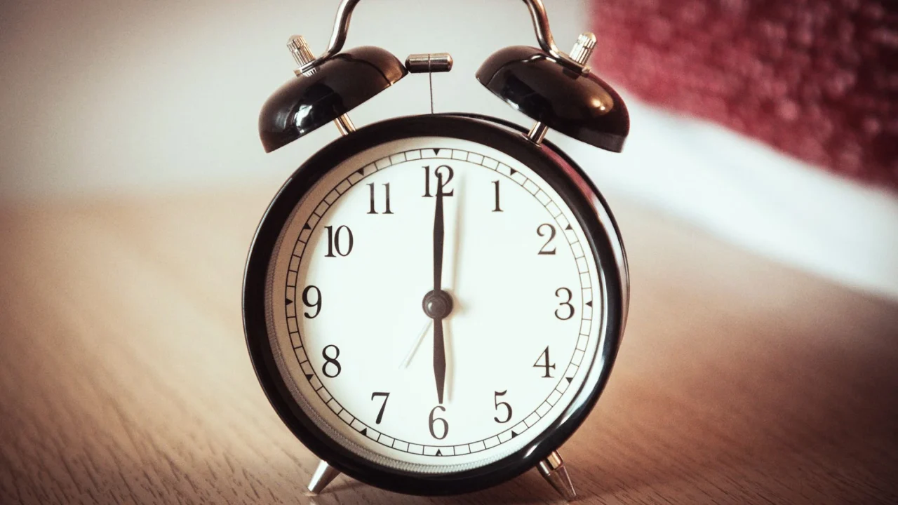 sunset alarm clock calendar routine