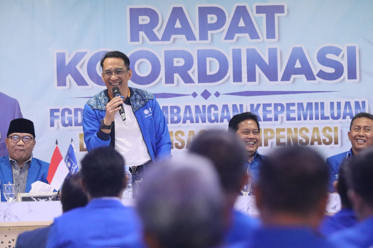 Pengurus DPW PAN Jawa Timur dalam rapat koordinasi penyelesaian kompensasi caleg