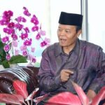 Wakil Ketua MPR Hidayat Nur Wahid saat berbicara kepada wartawan