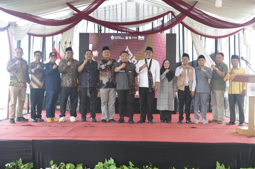 Sarasehan penguatan pencegahan narkoba bersama mahasiswa baru Universitas Arya Wangsa Subang