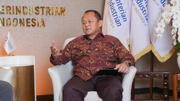 Menteri Perindustrian Muhammad Sarmuji dalam sesi diskusi Rapimnas Kadin 2026